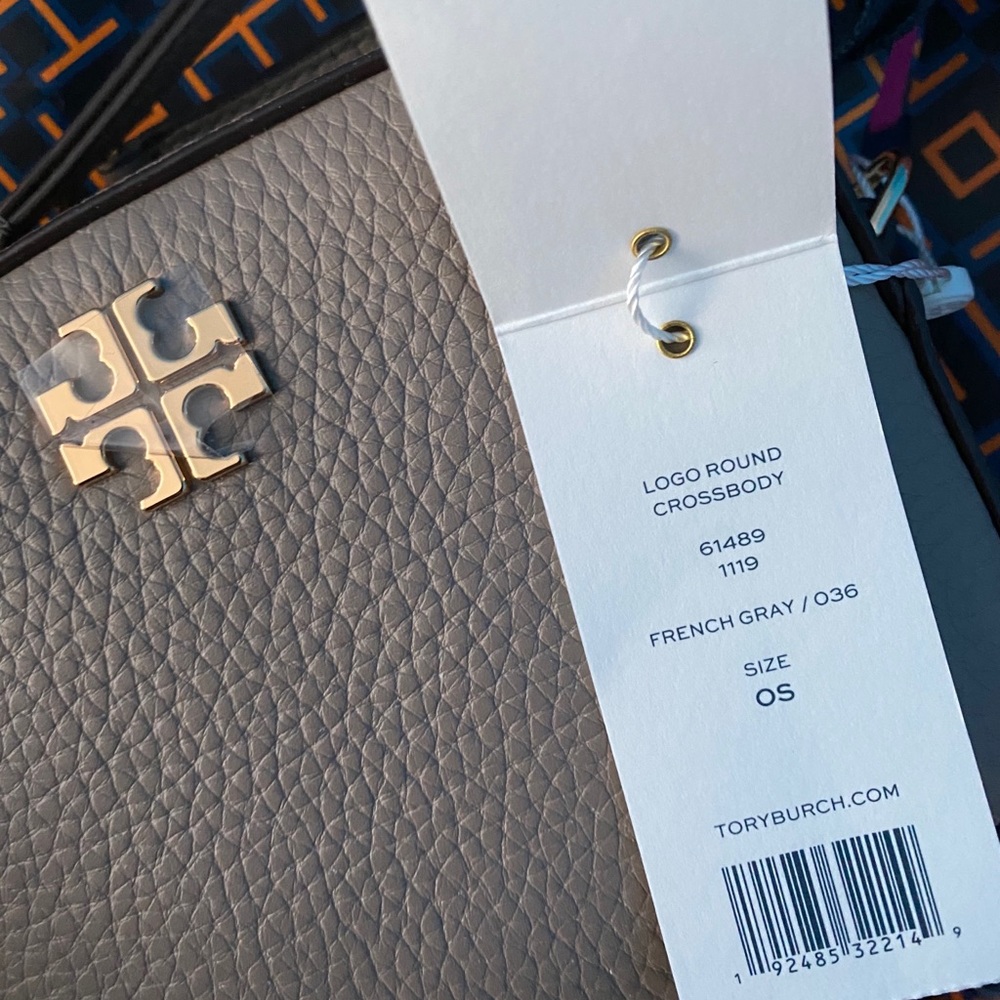 ▫️NEW▫️ Tory Burch Logo Round Cross body Bag Gray - Picture 4 of 4